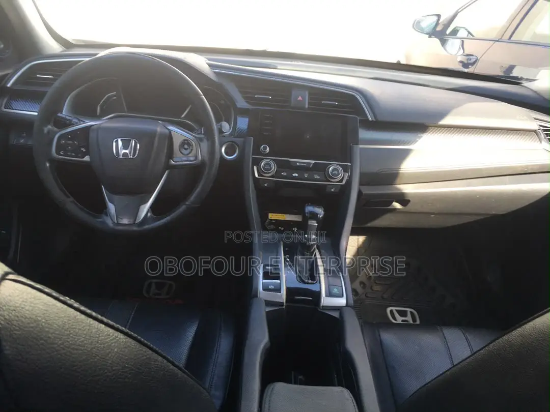 Honda Civic Touring 4dr Sedan (1.5L 4cyl) 2017 Black