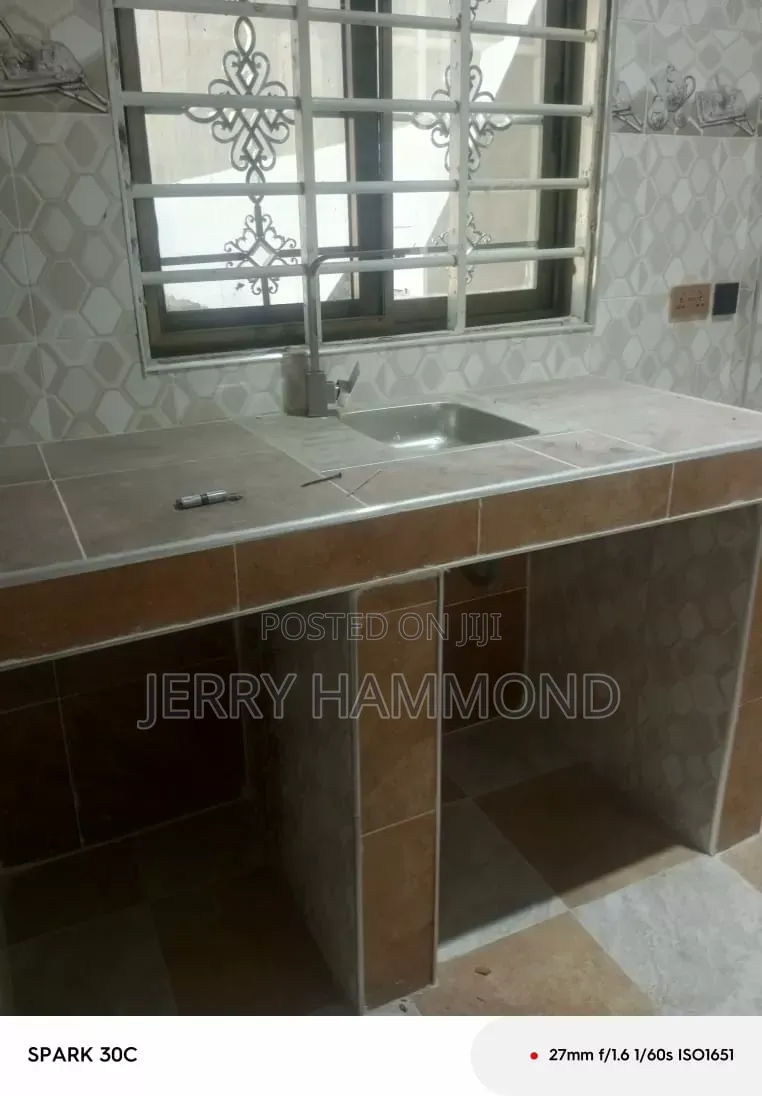 1bdrm Apartment in God City East for rent