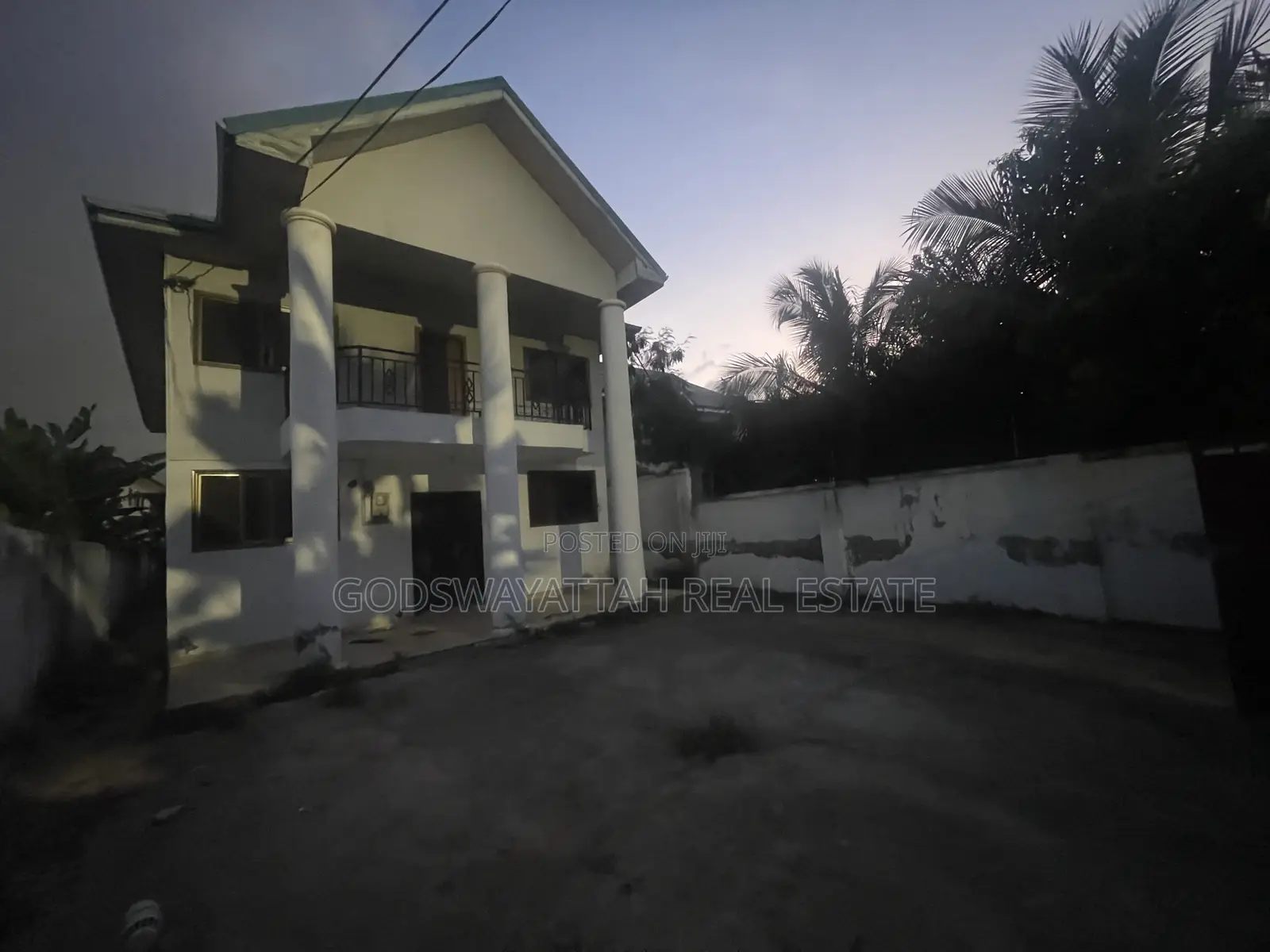 3bdrm House in East Legon, Adjiriganor for rent