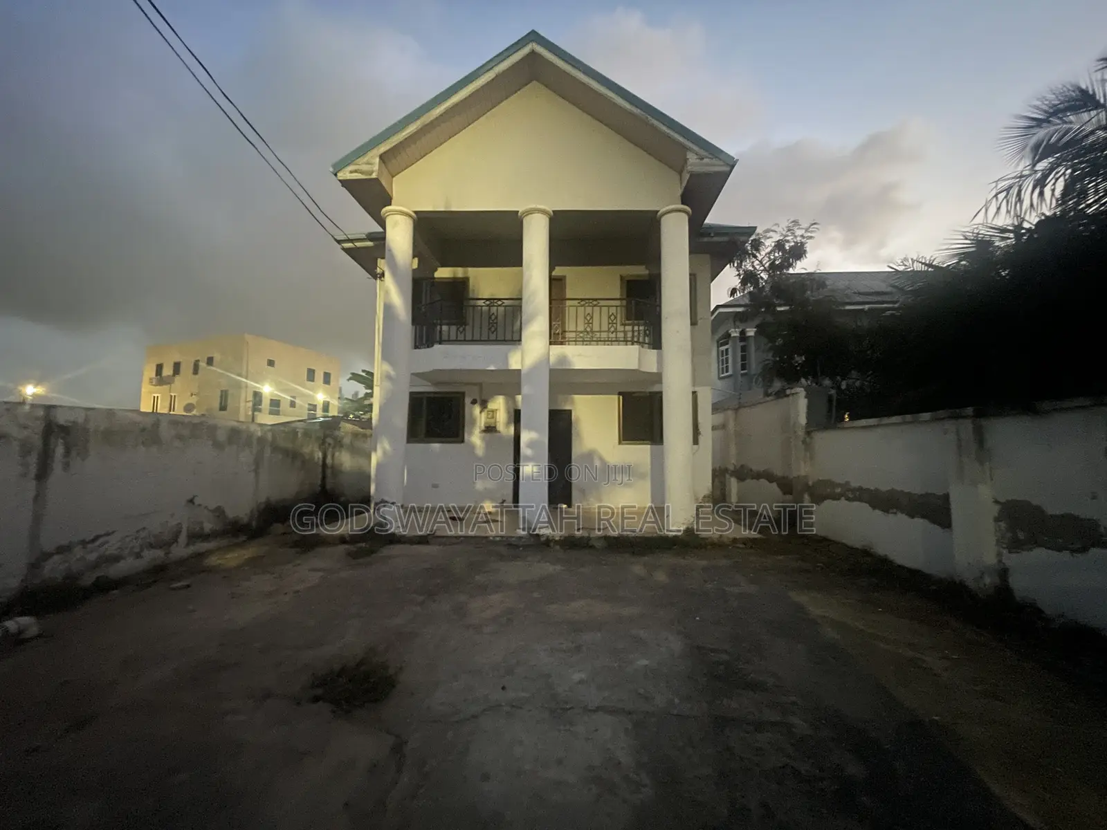 3bdrm House in East Legon, Adjiriganor for rent