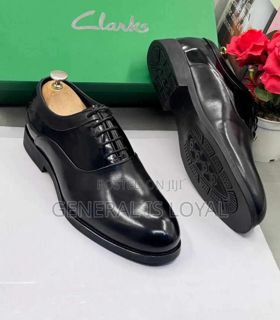 Clarks Black Glossy Formal Lace-Up Dressing and Business Shoe