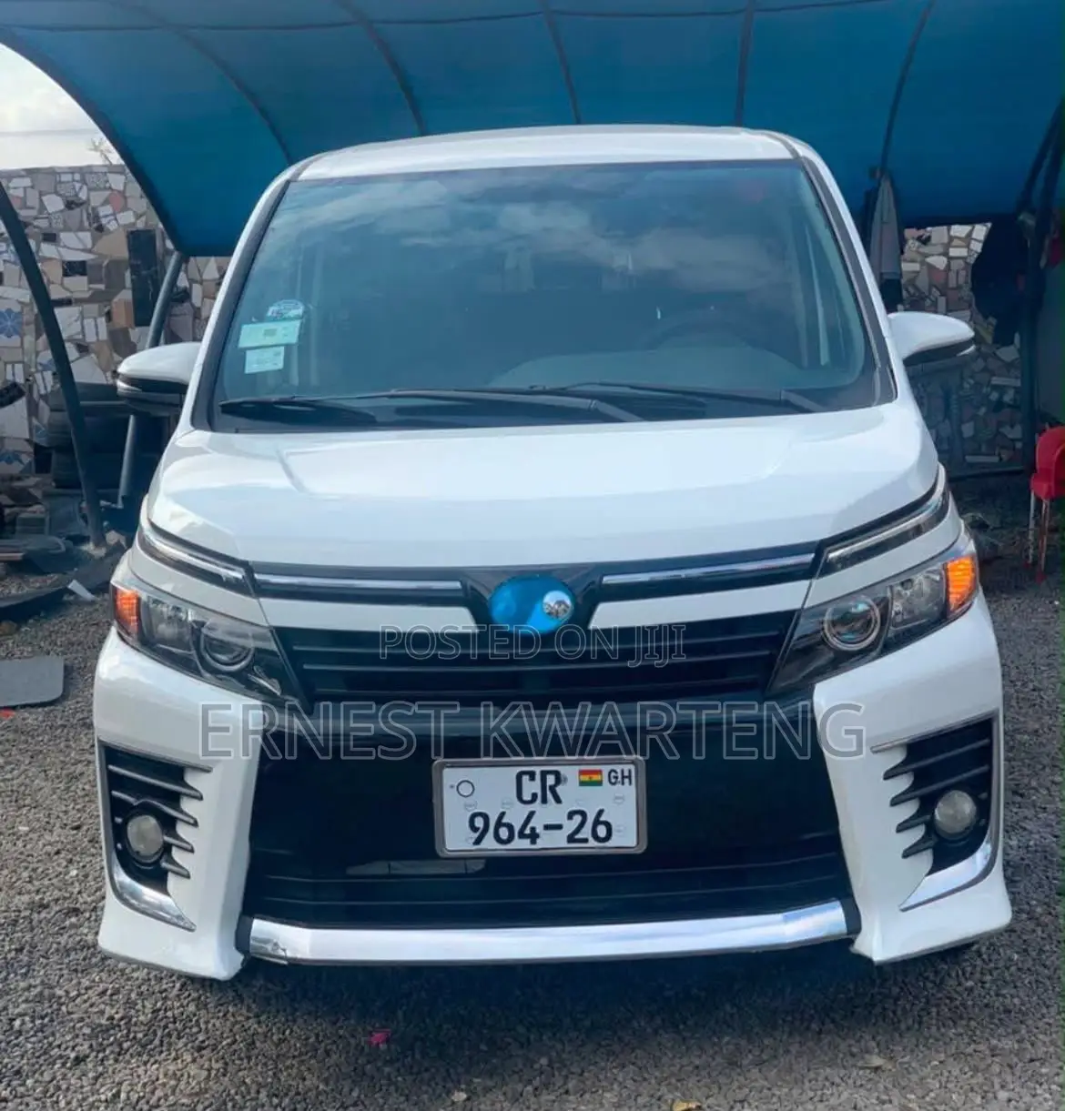 Toyota Voxy 2016 White