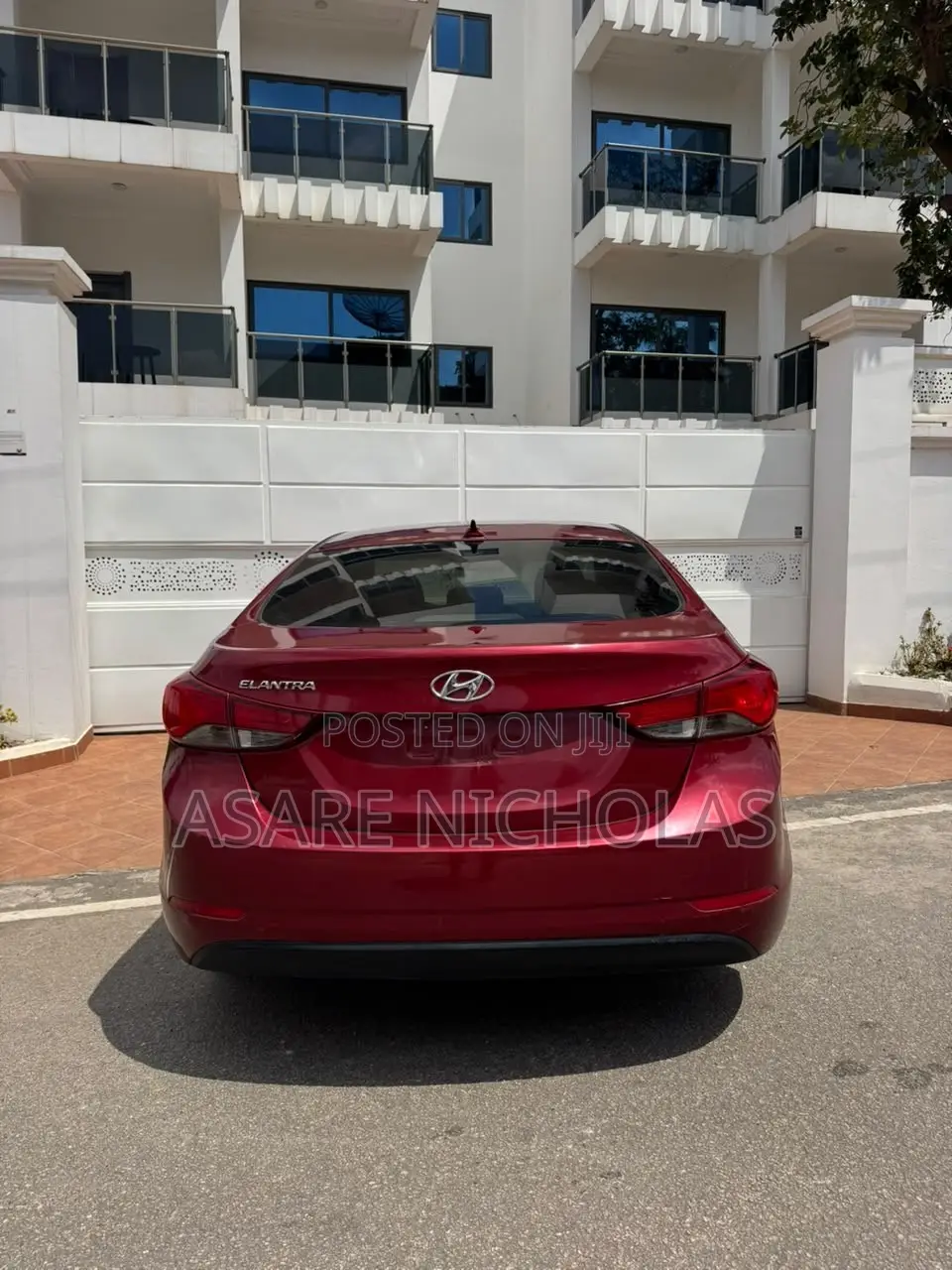 Hyundai Elantra 2016 Red
