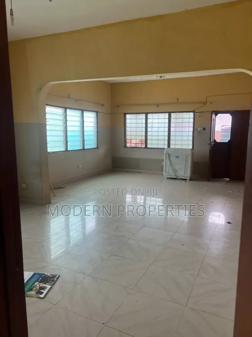 2bdrm Apartment in Modern Properties, New Town for rent