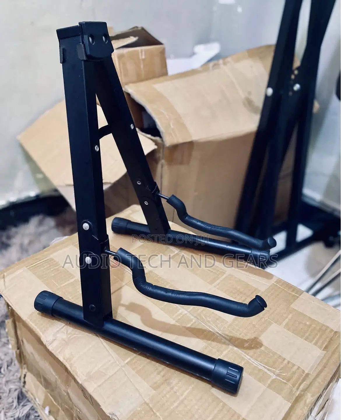 Foldable Guitar Stand