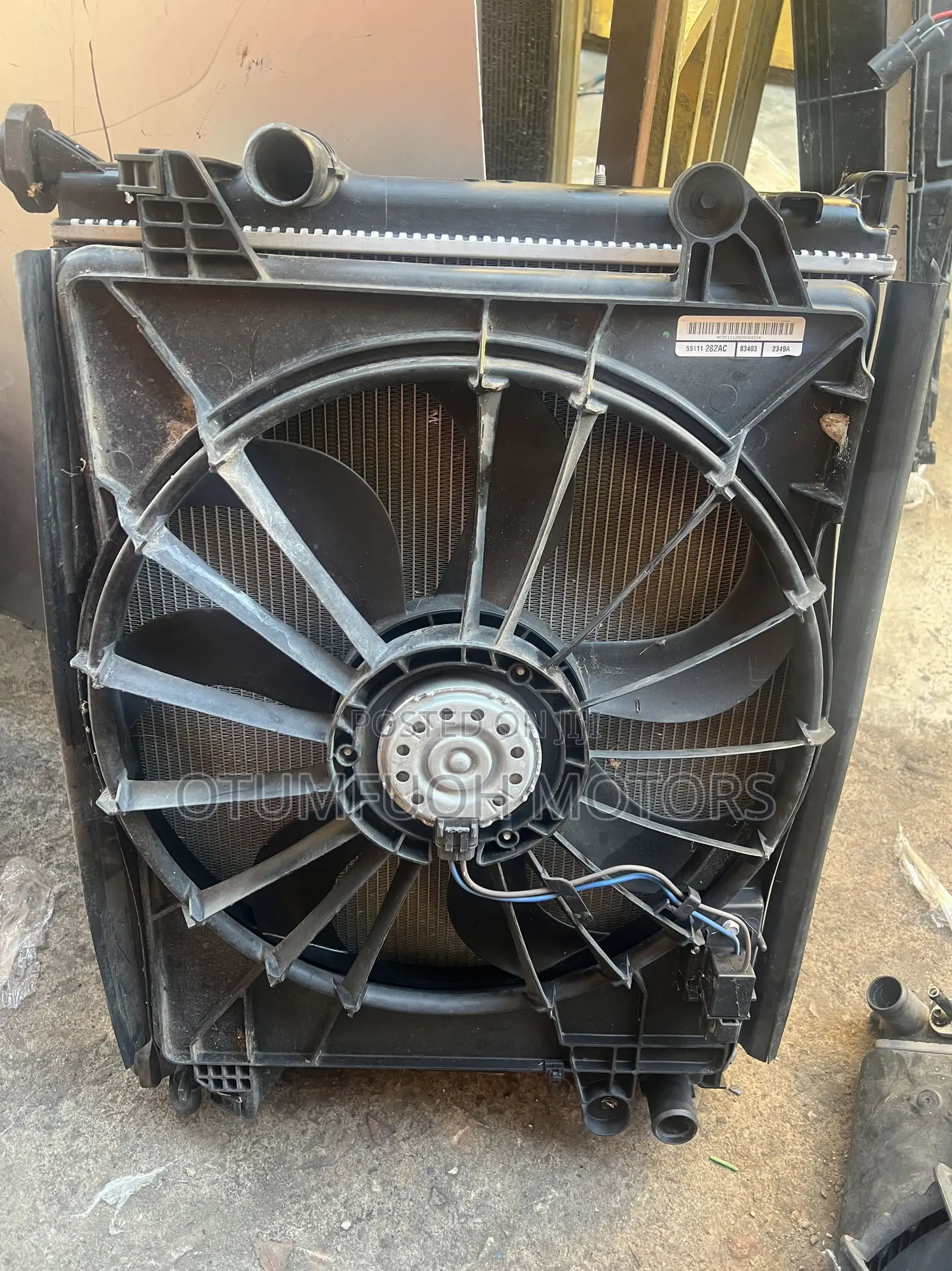 Chrysler 300 Home Used Complete Radiator (Water Tank)