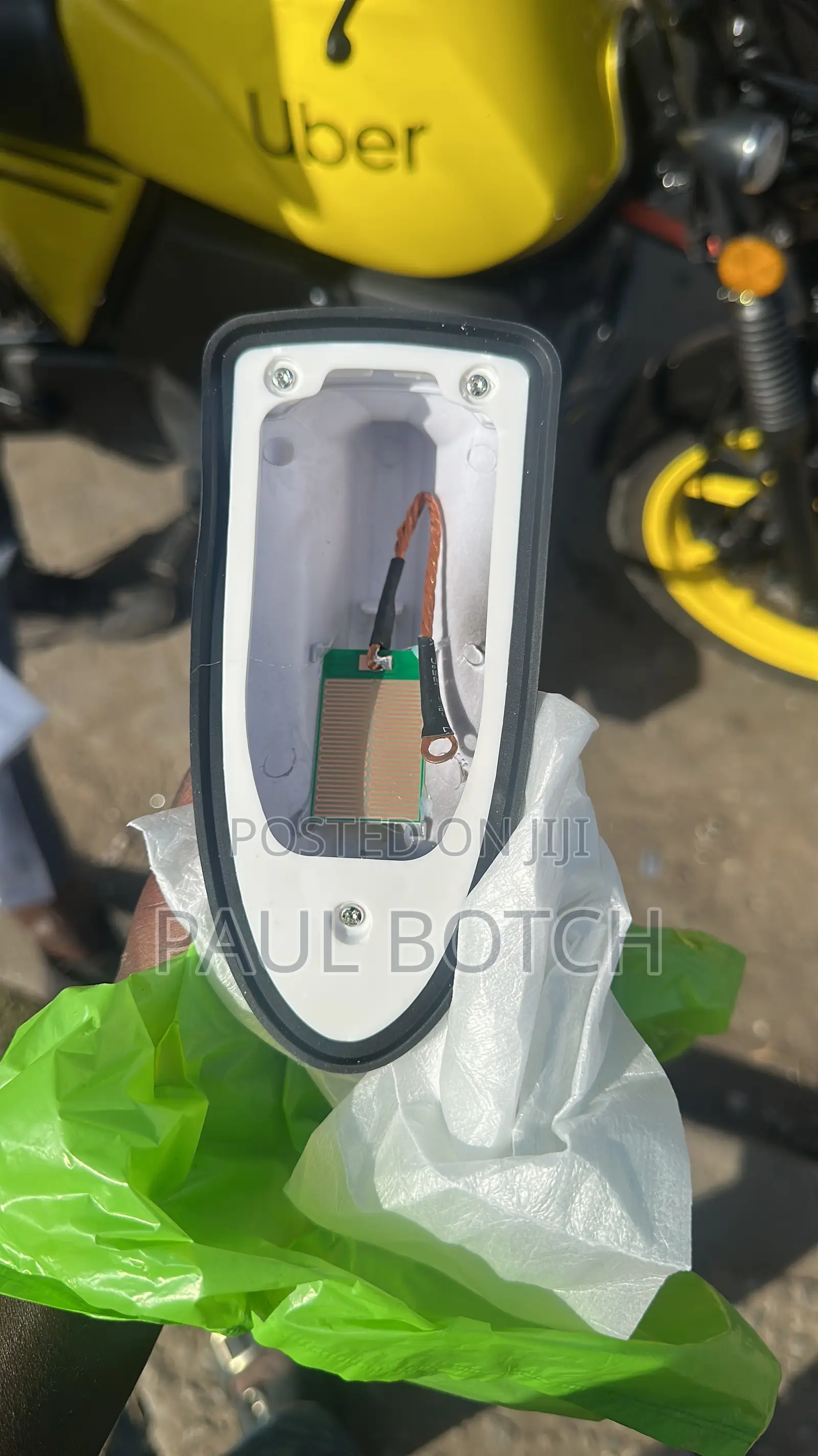 Universal Car Shark Fin Roof Antenna