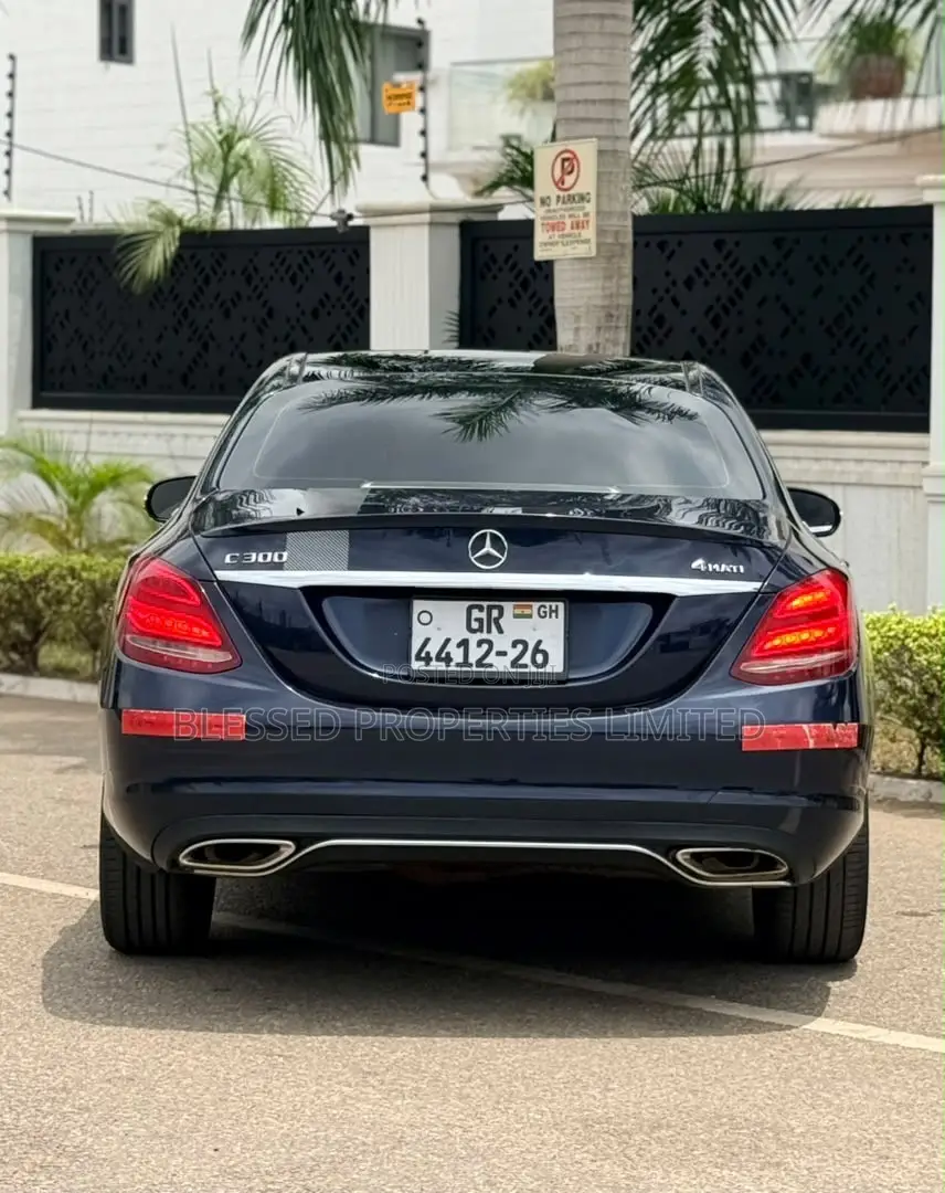 Mercedes-Benz C300 Sport Sedan RWD (2.0L 4cyl 7A) 2016 Blue