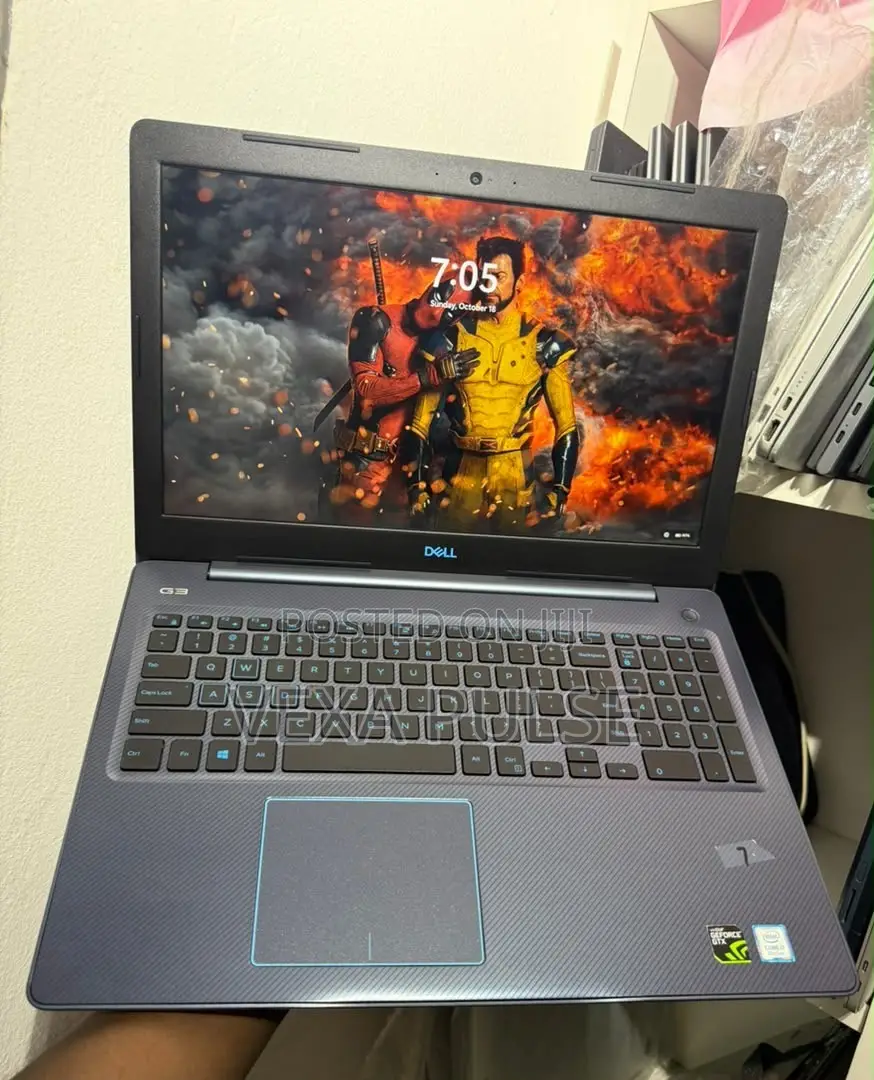 Laptop Dell G3 17 3579 16GB Intel Core i7 SSHD+SSD 1T