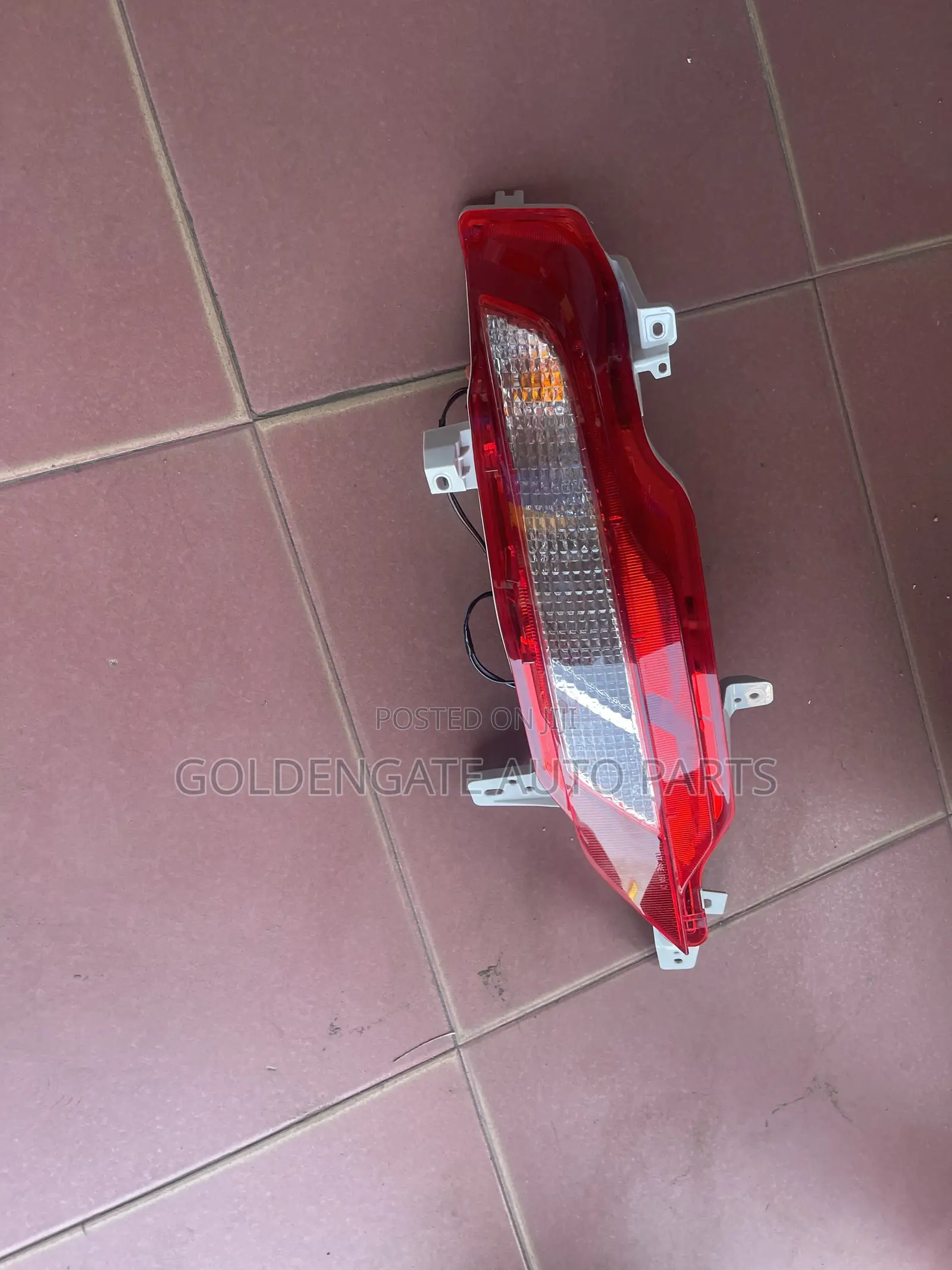 Hyundai Tucson 2022 2023 2025 Back Bumper Reflector Pair Depo
