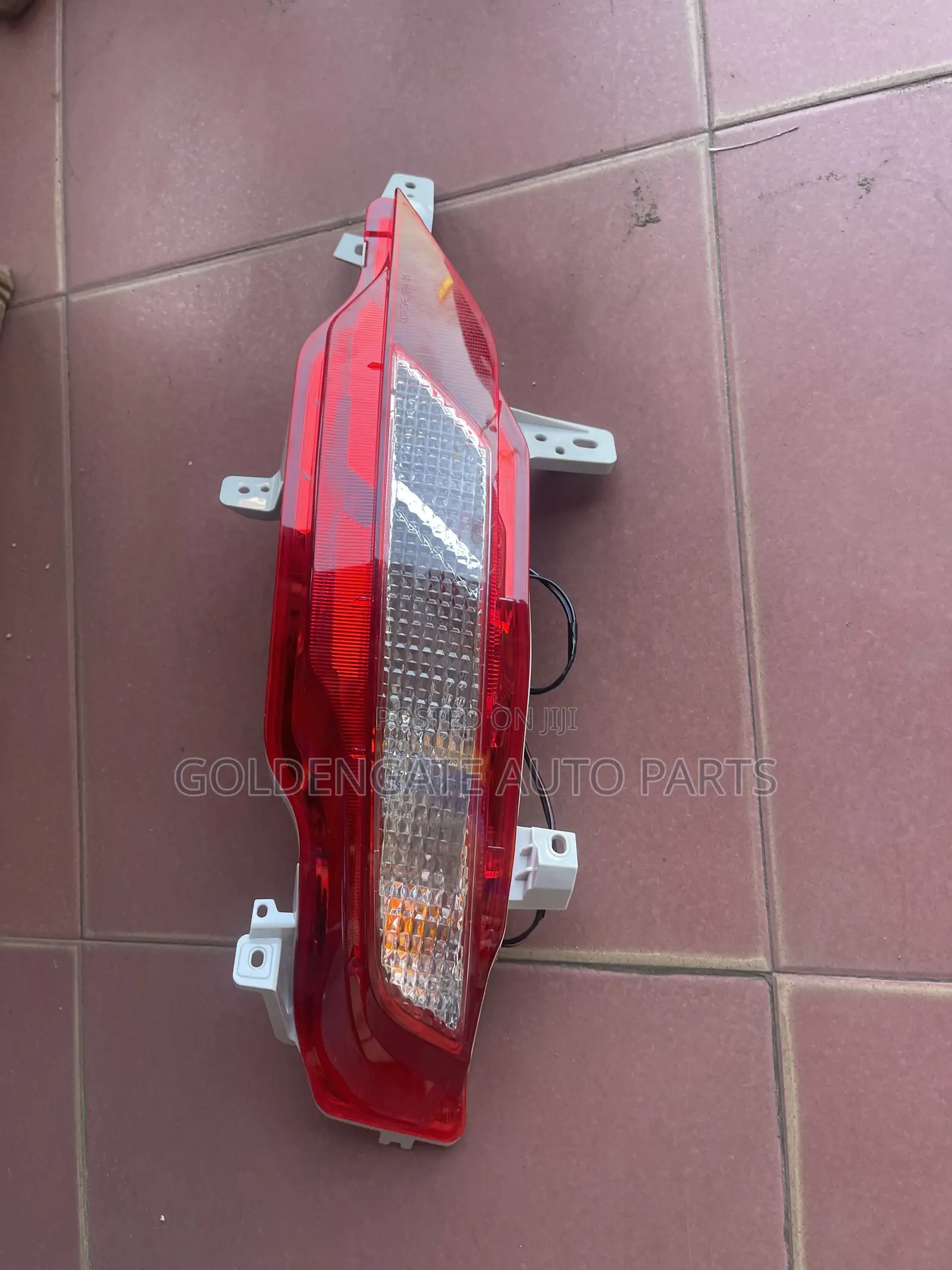 Hyundai Tucson 2022 2023 2025 Back Bumper Reflector Pair Depo