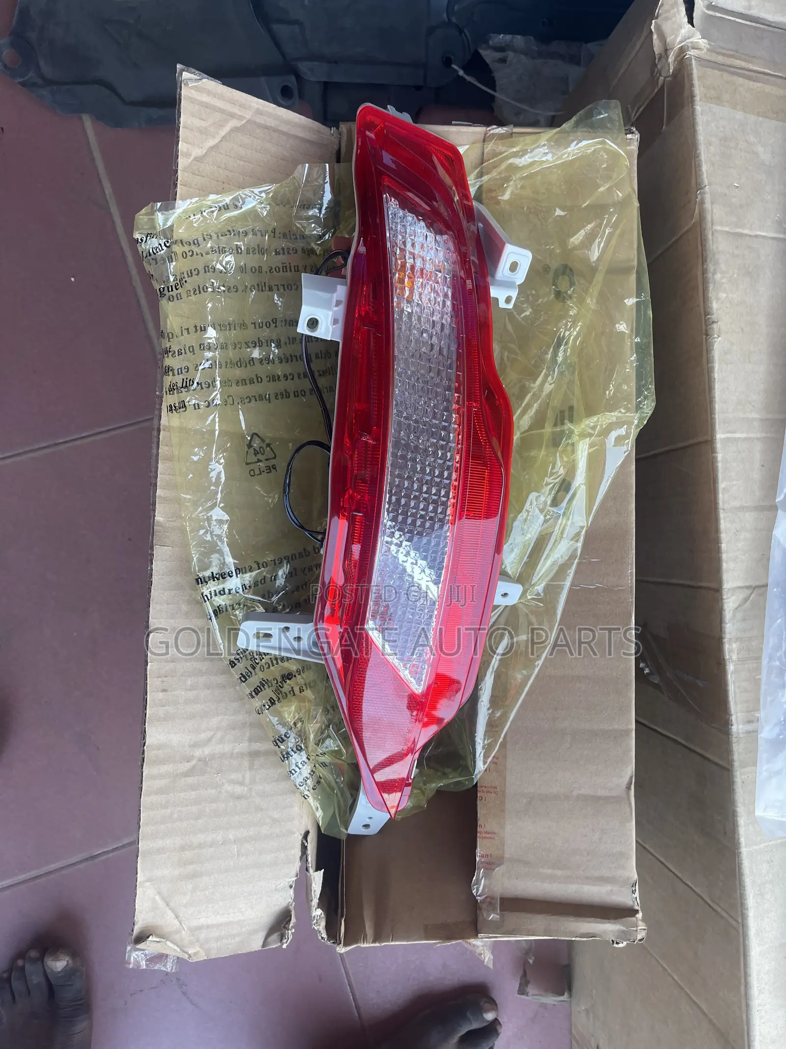 Hyundai Tucson 2022 2023 2025 Back Bumper Reflector Pair Depo