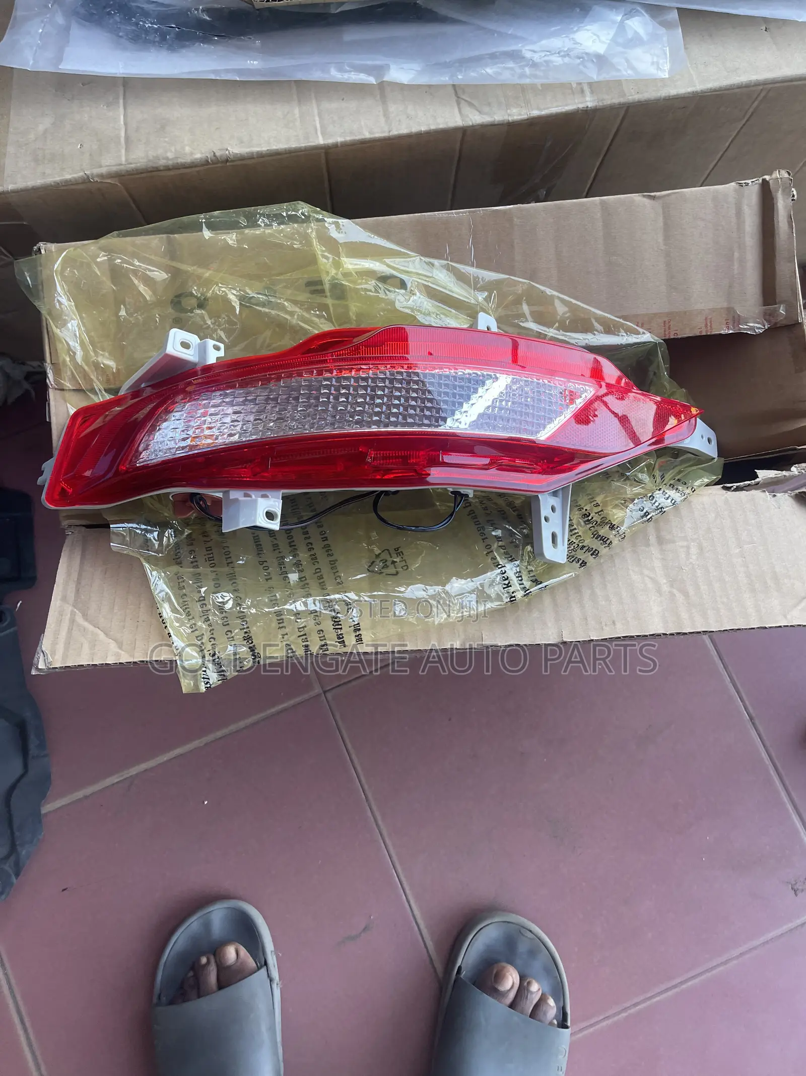 Hyundai Tucson 2022 2023 2025 Back Bumper Reflector Pair Depo