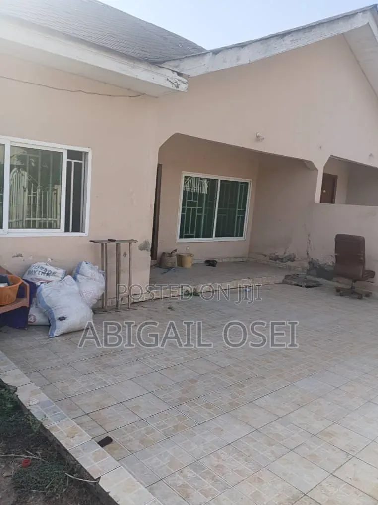 3bdrm House in Malejo, Accra Metropolitan for rent