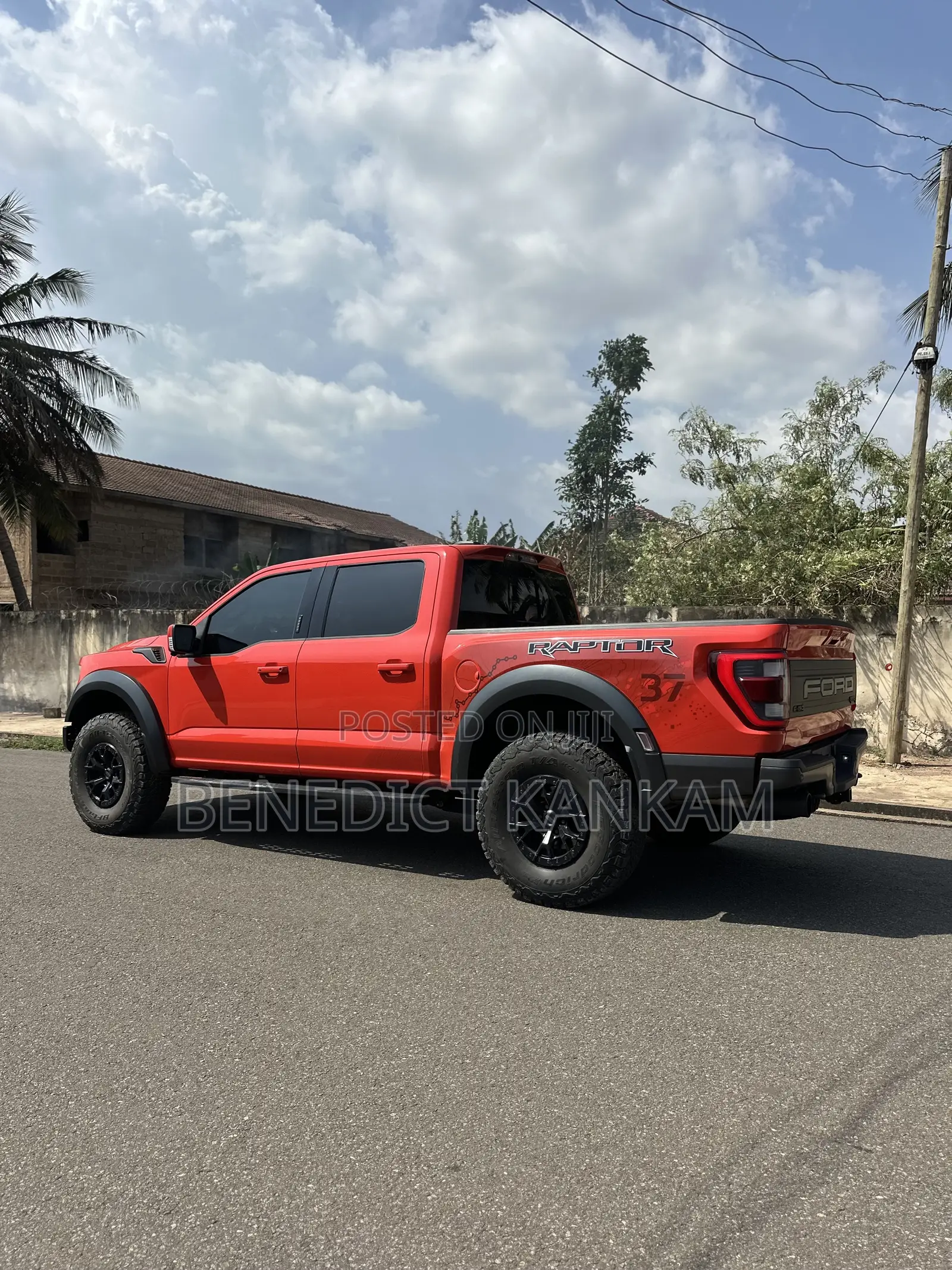 Ford F-150 Raptor 2023 Orange