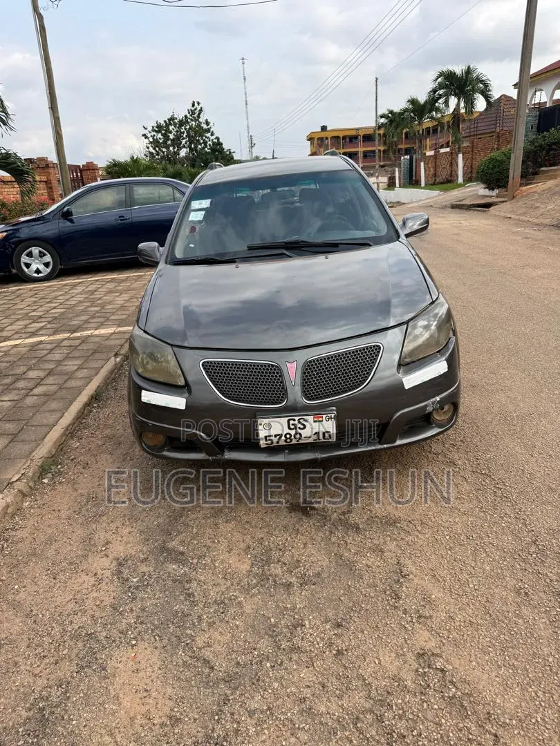Pontiac Vibe 2006 Gray