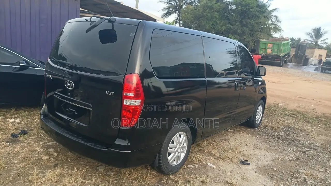Hyundai Starex 2019 Black