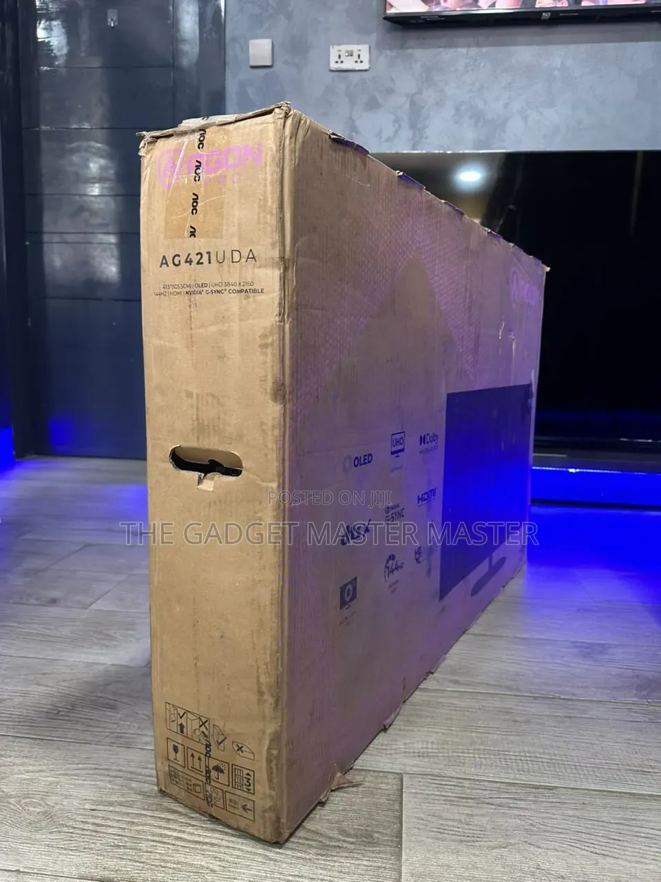 AGON PRO AG421UDA Oled Gaming Monitor