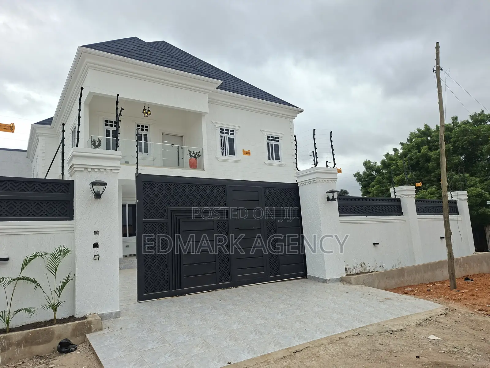 4bdrm House in Kwabenya Acp for sale