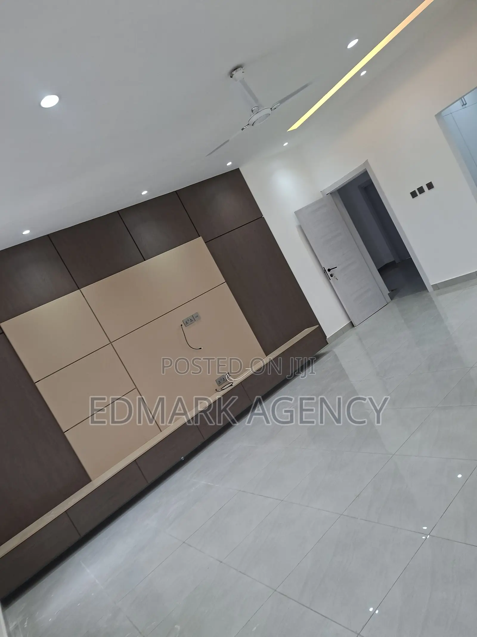 4bdrm House in Kwabenya Acp for sale