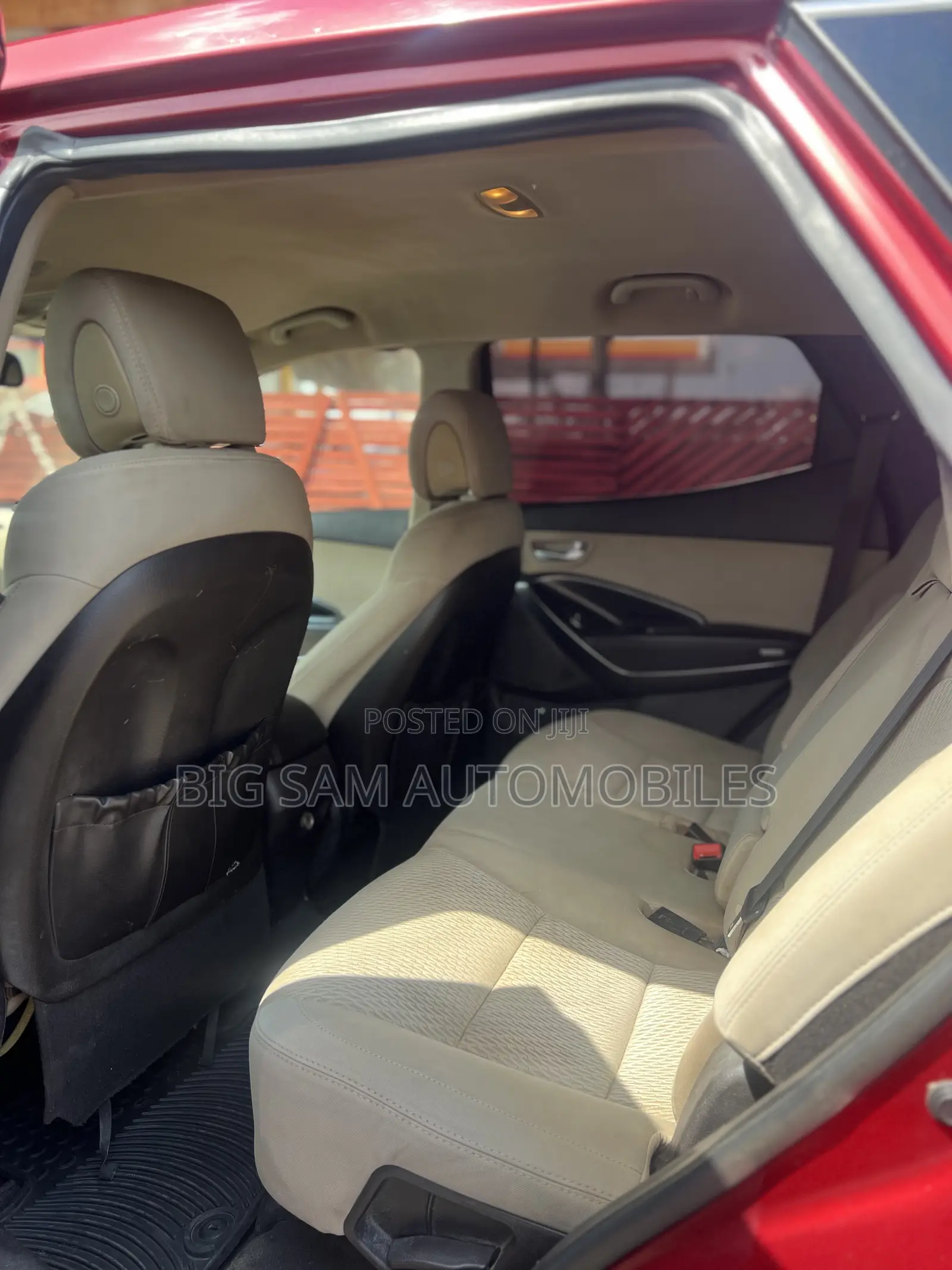 Hyundai Santa Fe 2013 Red