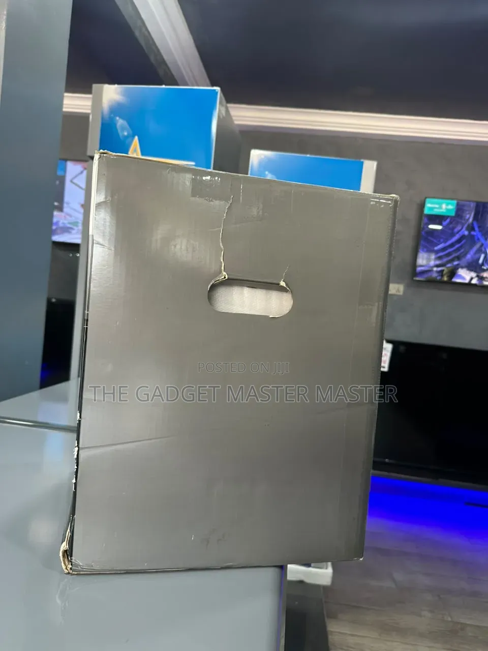 Bose Base Module 700