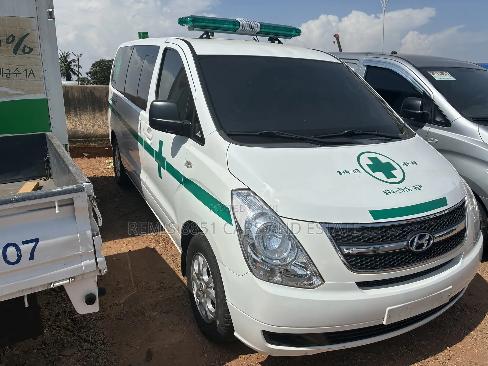 Hyundai Starex 2015 White