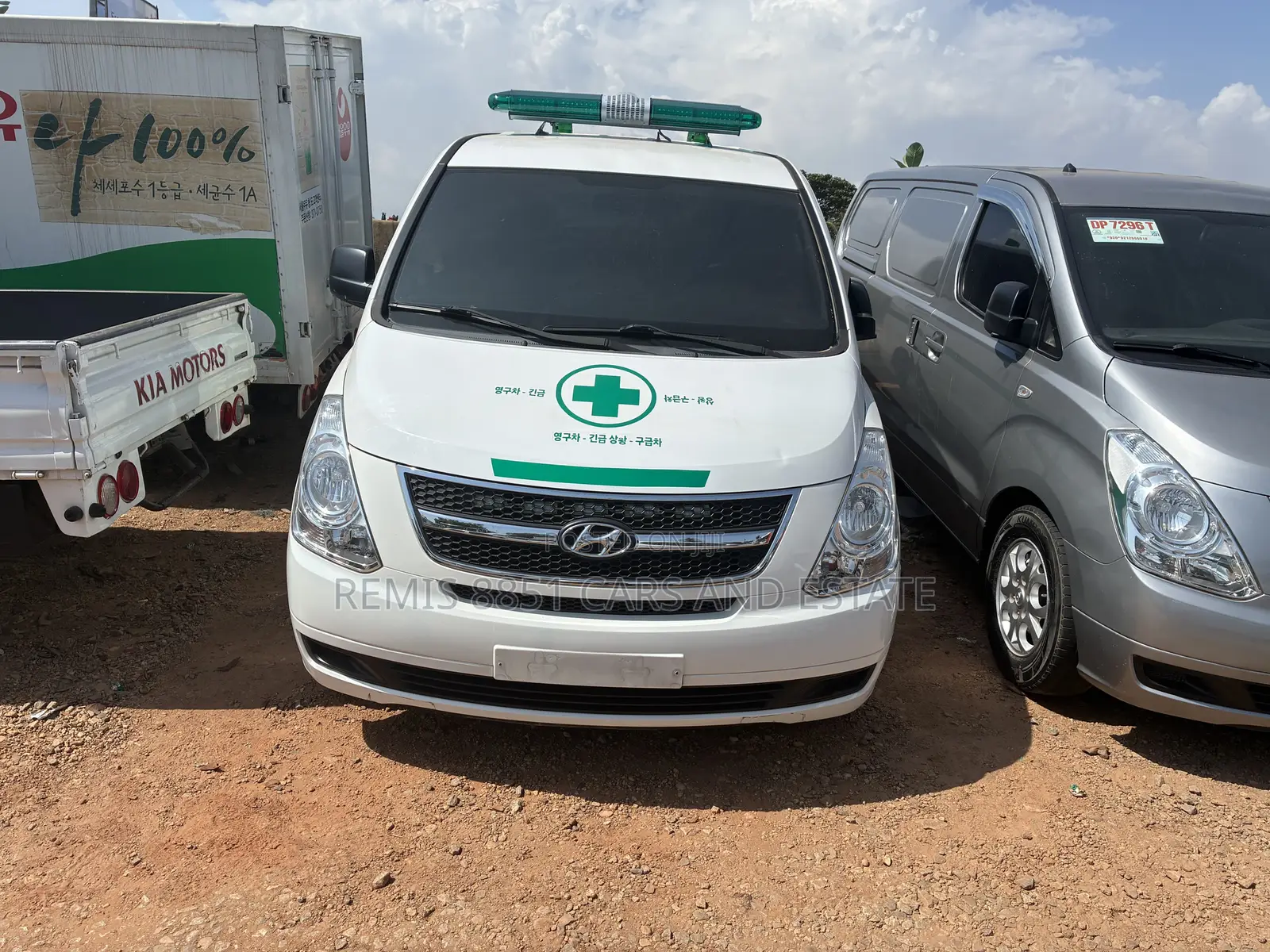 Hyundai Starex 2015 White