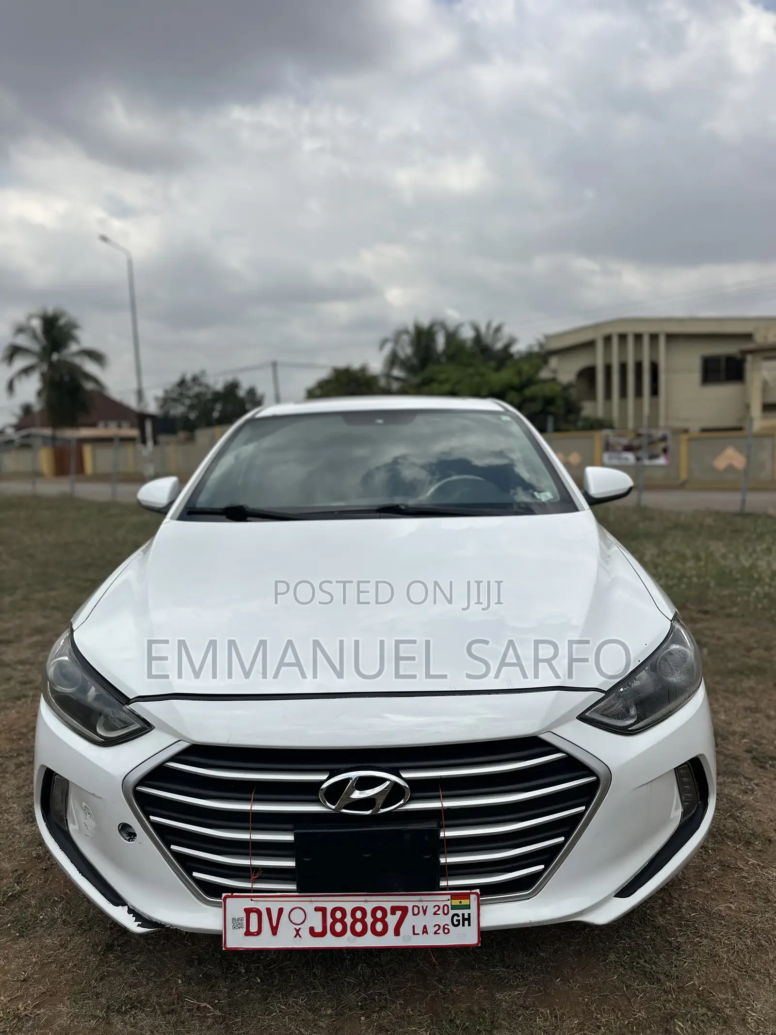 Hyundai Elantra Limited Sedan FWD (2.0L 4cyl 6A) 2017 White