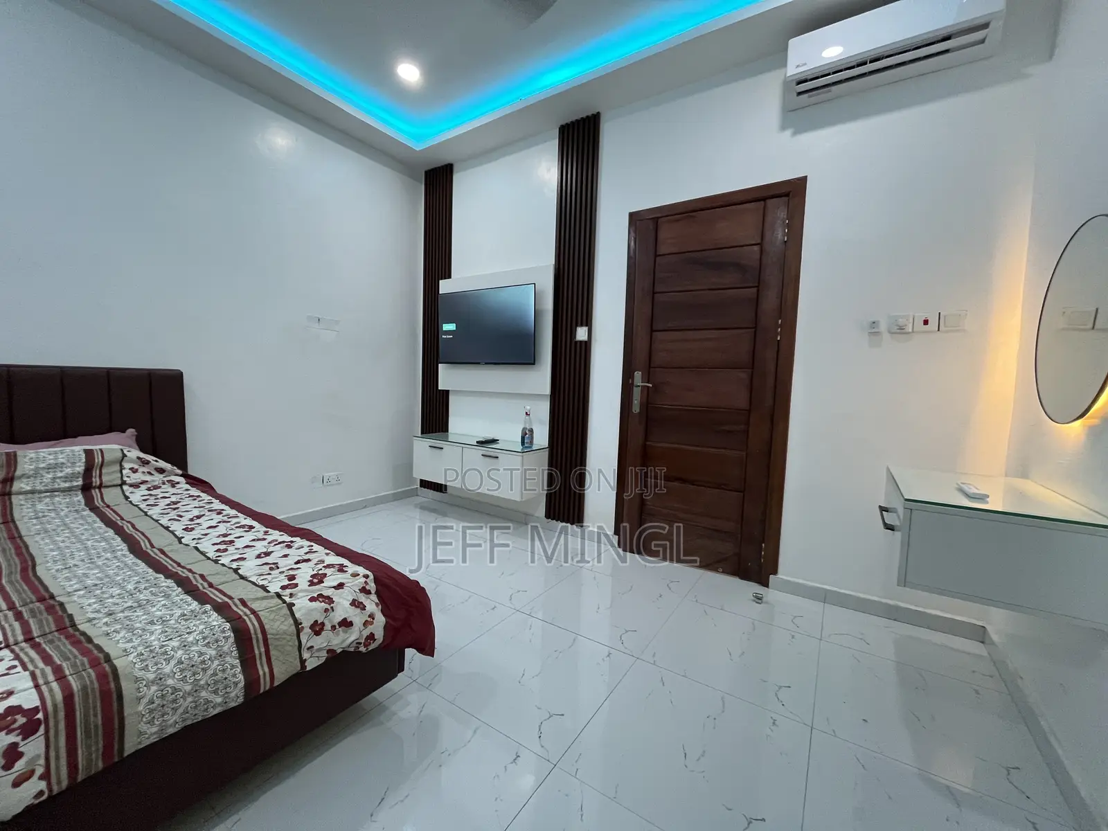 Furnished 2bdrm Apartment in Oxford Street for rent