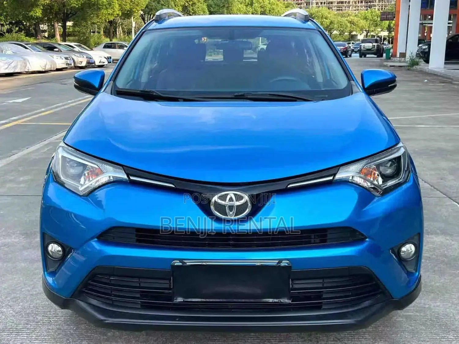 Toyota RAV4 2018 Blue