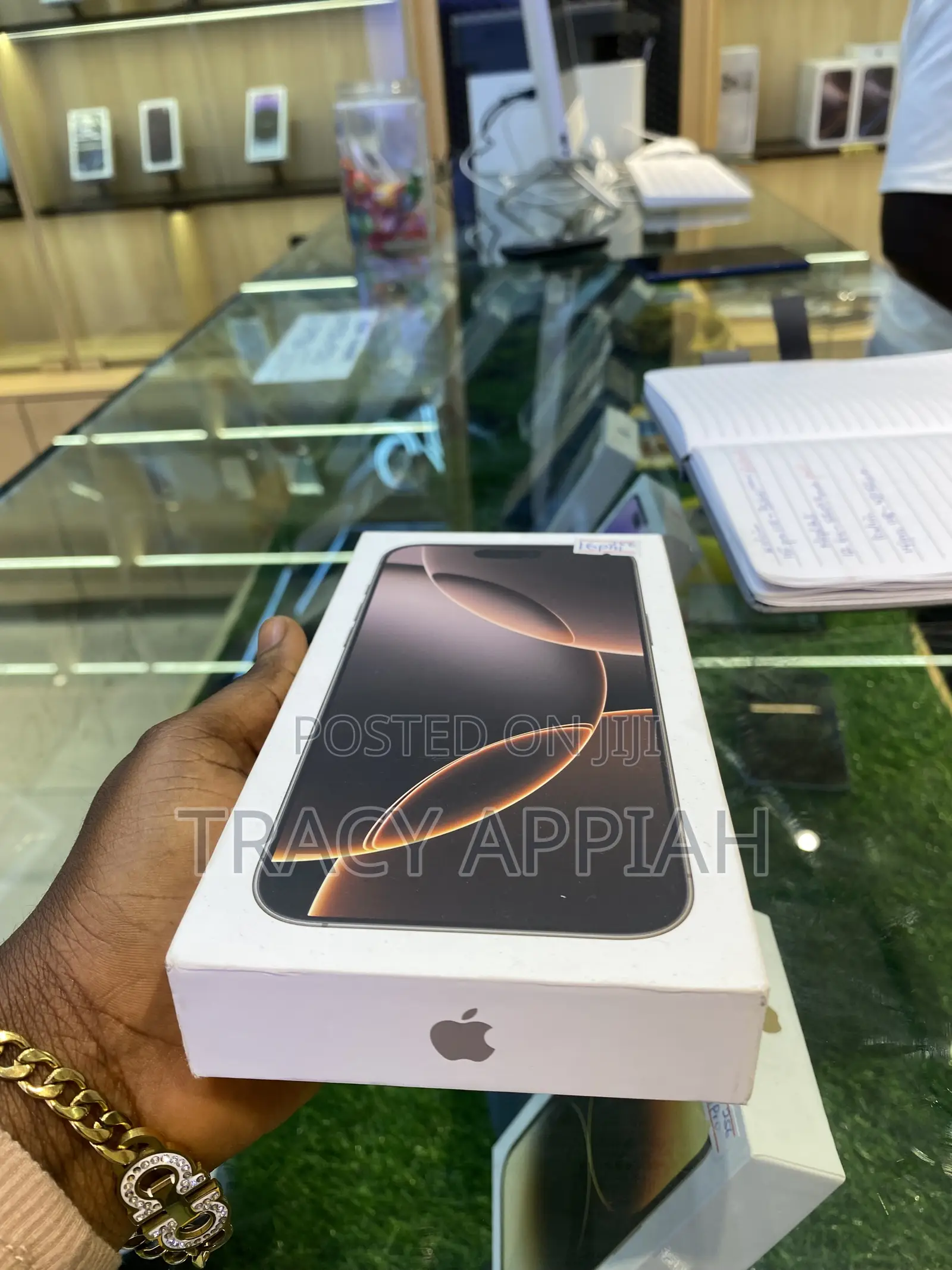 New Apple iPhone 16 Pro Max 256 GB Bronze