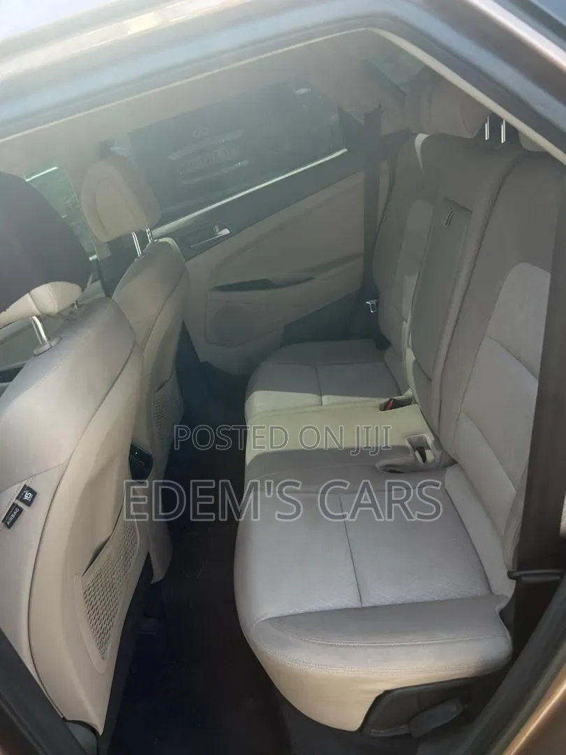Hyundai Tucson 2017 Brown