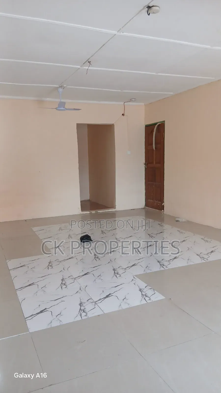 Mini Flat in Parakuo Estate for rent