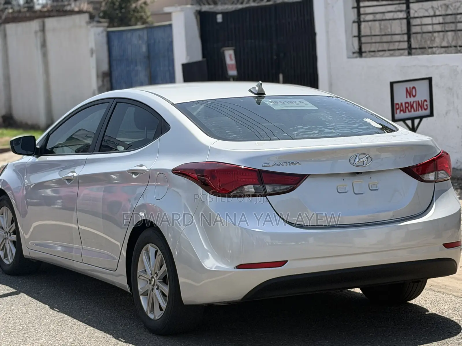 Hyundai Elantra SE Sedan FWD (1.8L 4cyl 6M) 2016 Silver
