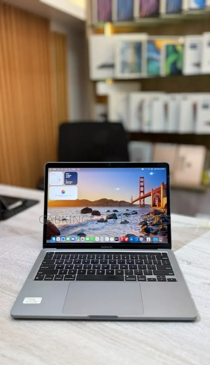 Laptop Apple MacBook Pro 2020 16GB Intel Core i5 SSHD (Hybrid) 512GB