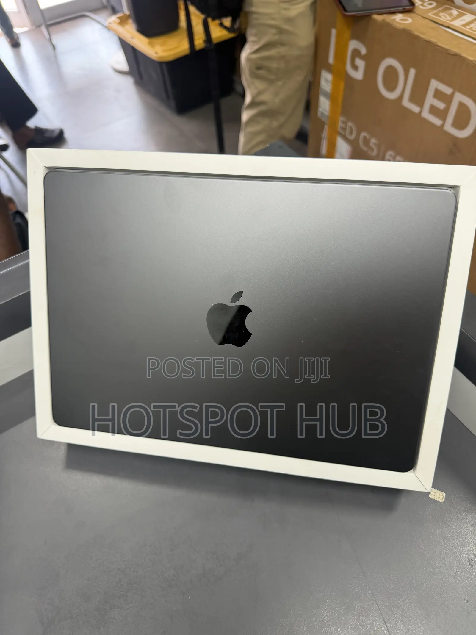 Laptop Apple MacBook Pro 2025 M5 24GB Apple M5 SSD 1T