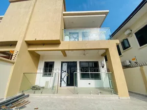 4bdrm Duplex in Dzorwulu for rent