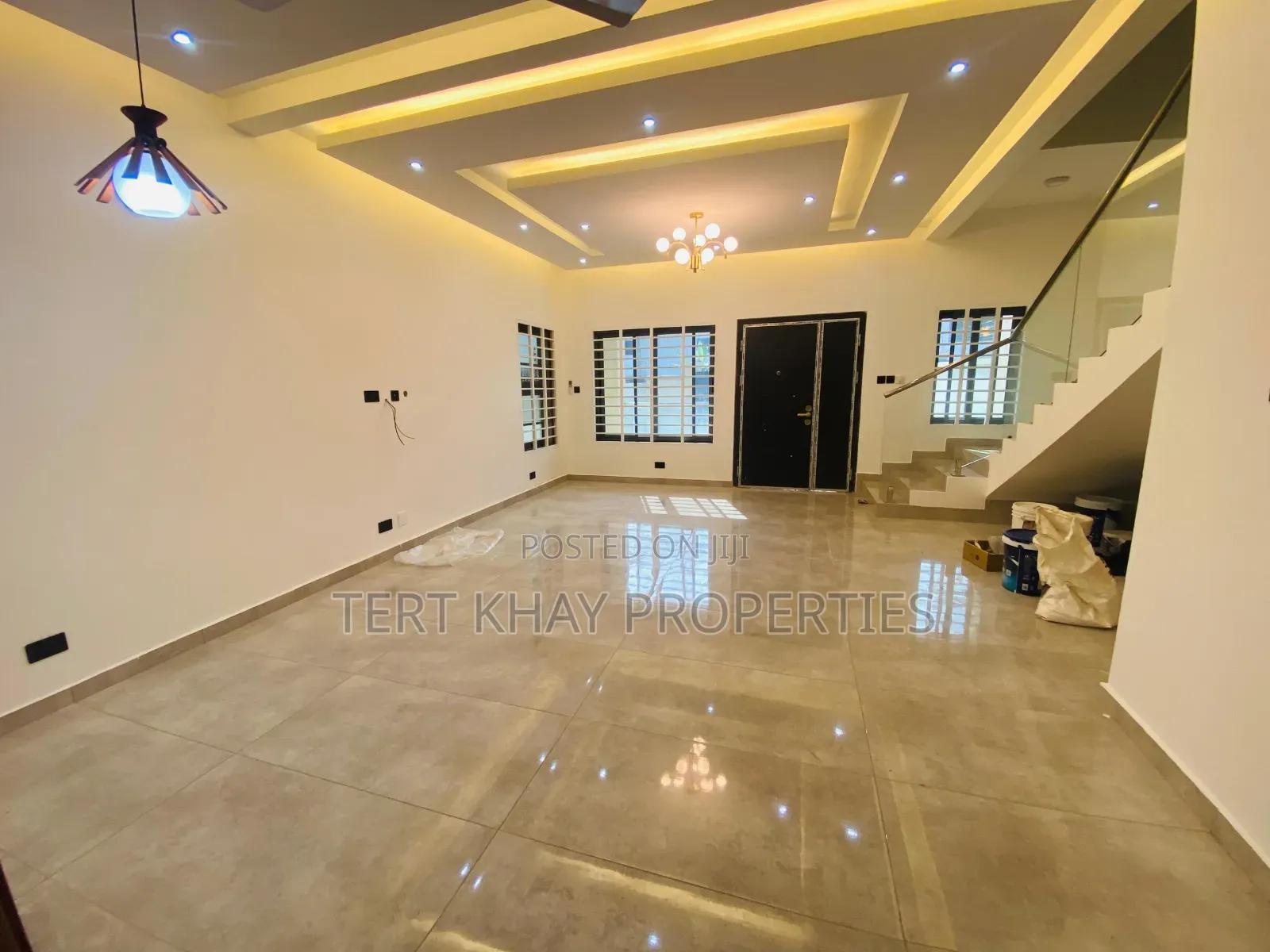 4bdrm Duplex in Dzorwulu for rent