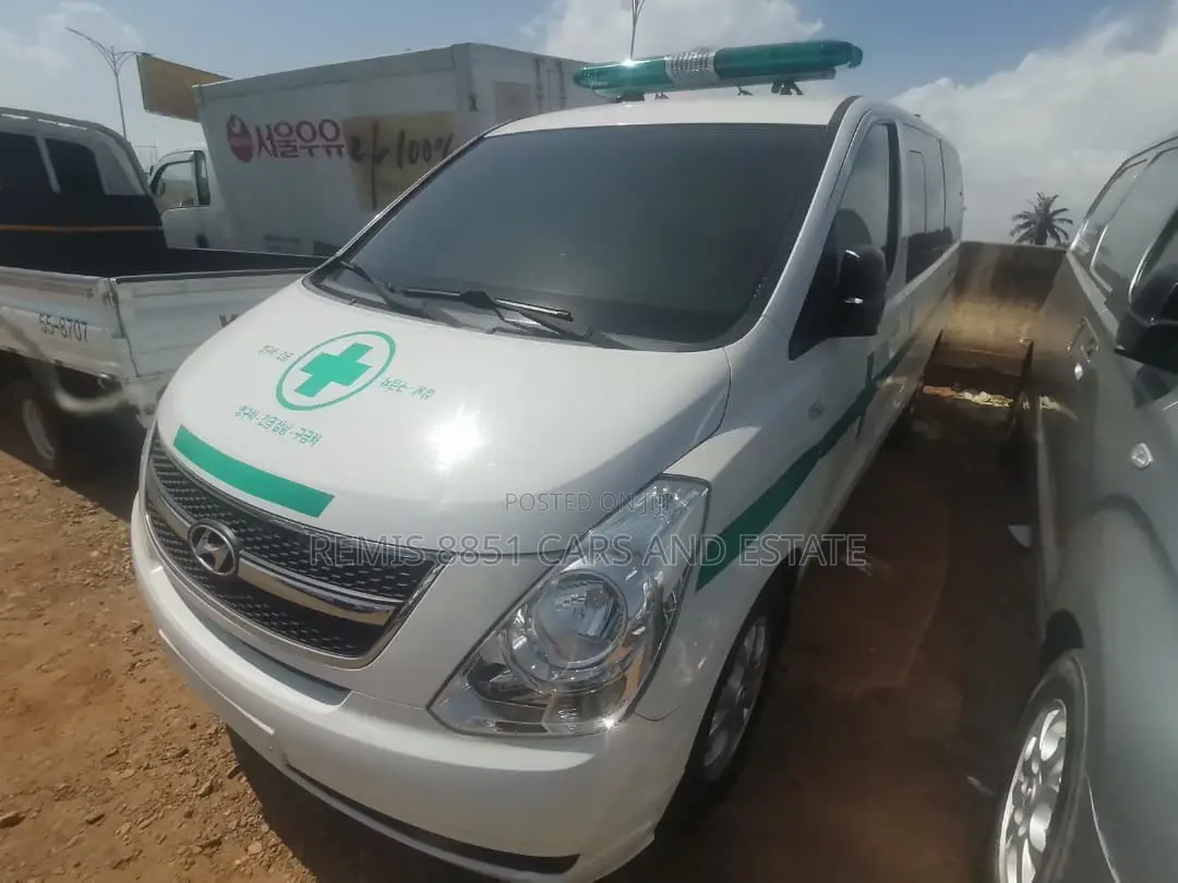 Hyundai Starex 2015 White