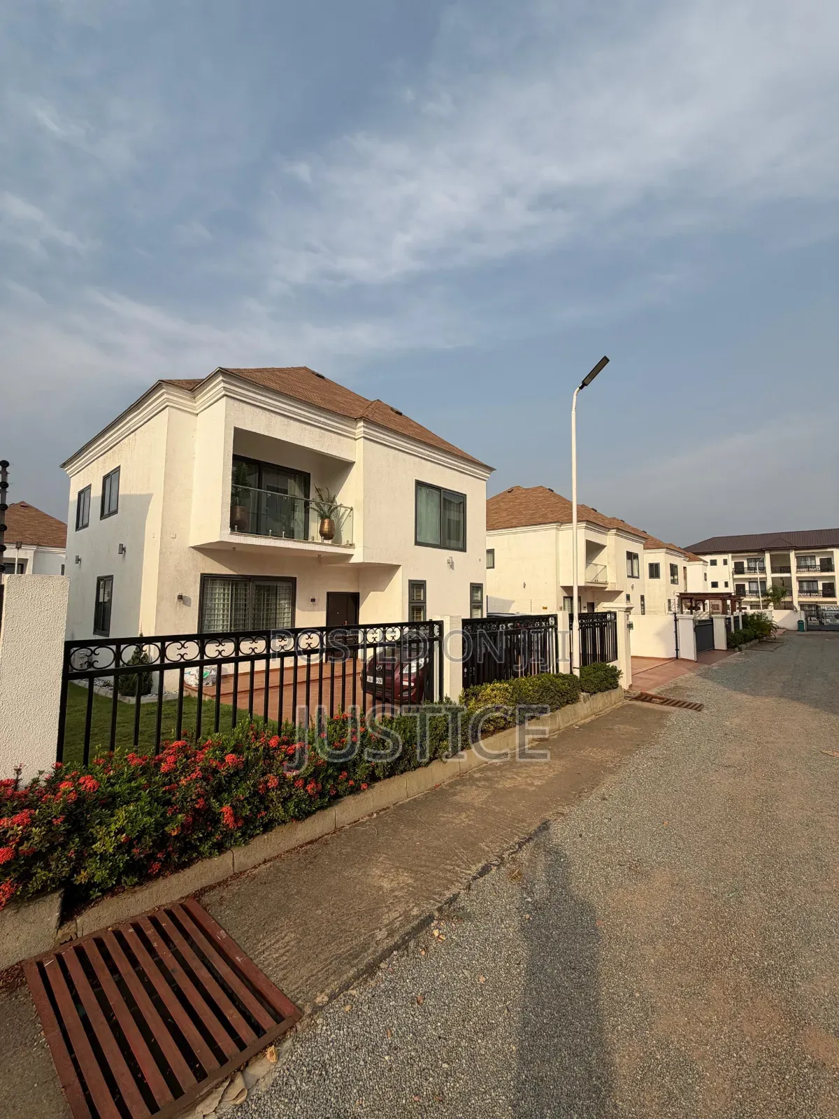 Furnished 4bdrm Duplex in Aviation Adenta, SDA Area for rent
