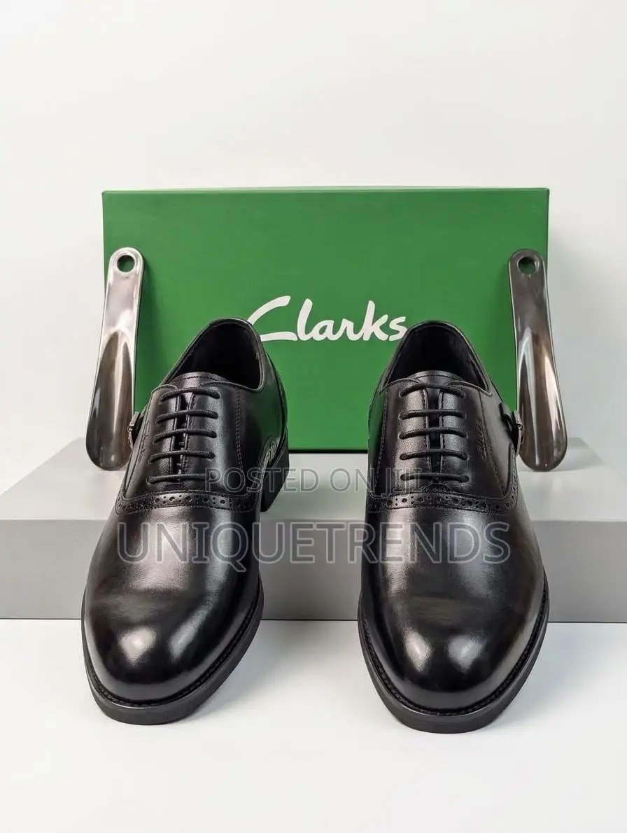 CLARKS Black Leather Oxfords Brogue Shoe