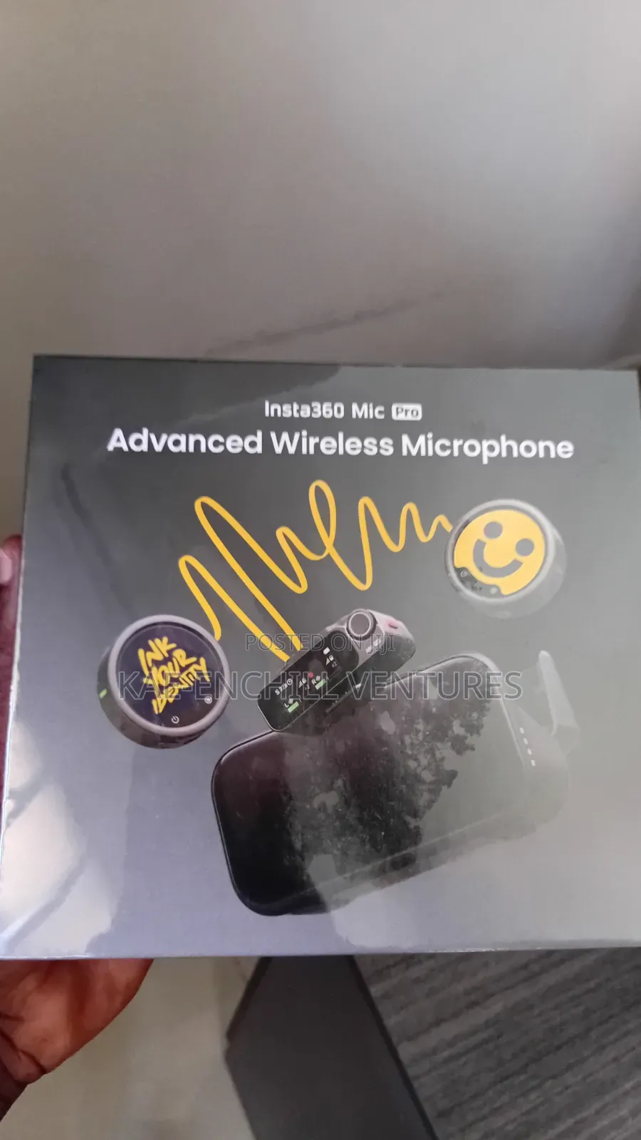 Insta360 McA10