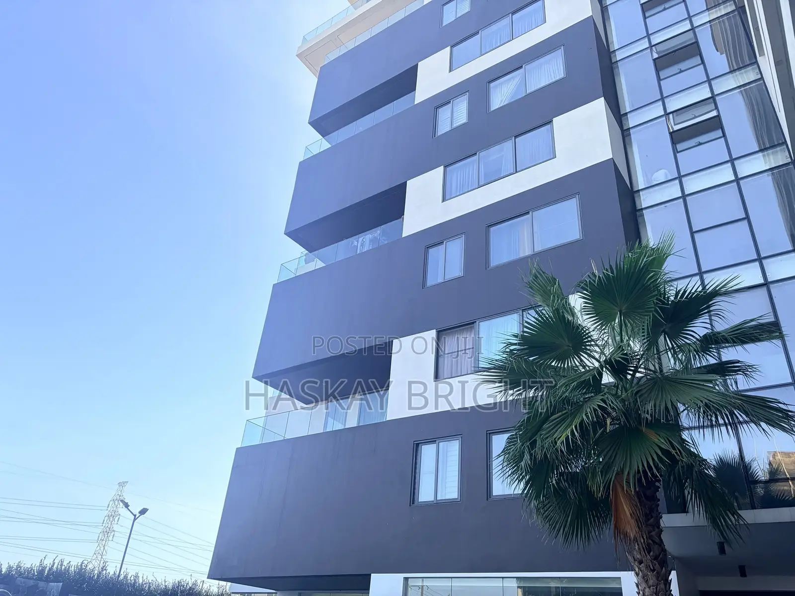 3bdrm Apartment in Dzorwulu for rent