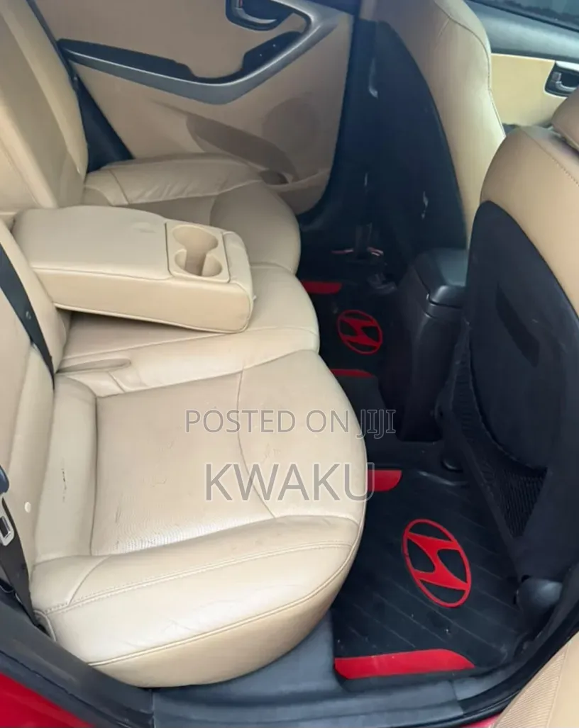 Hyundai Elantra 2013 Red