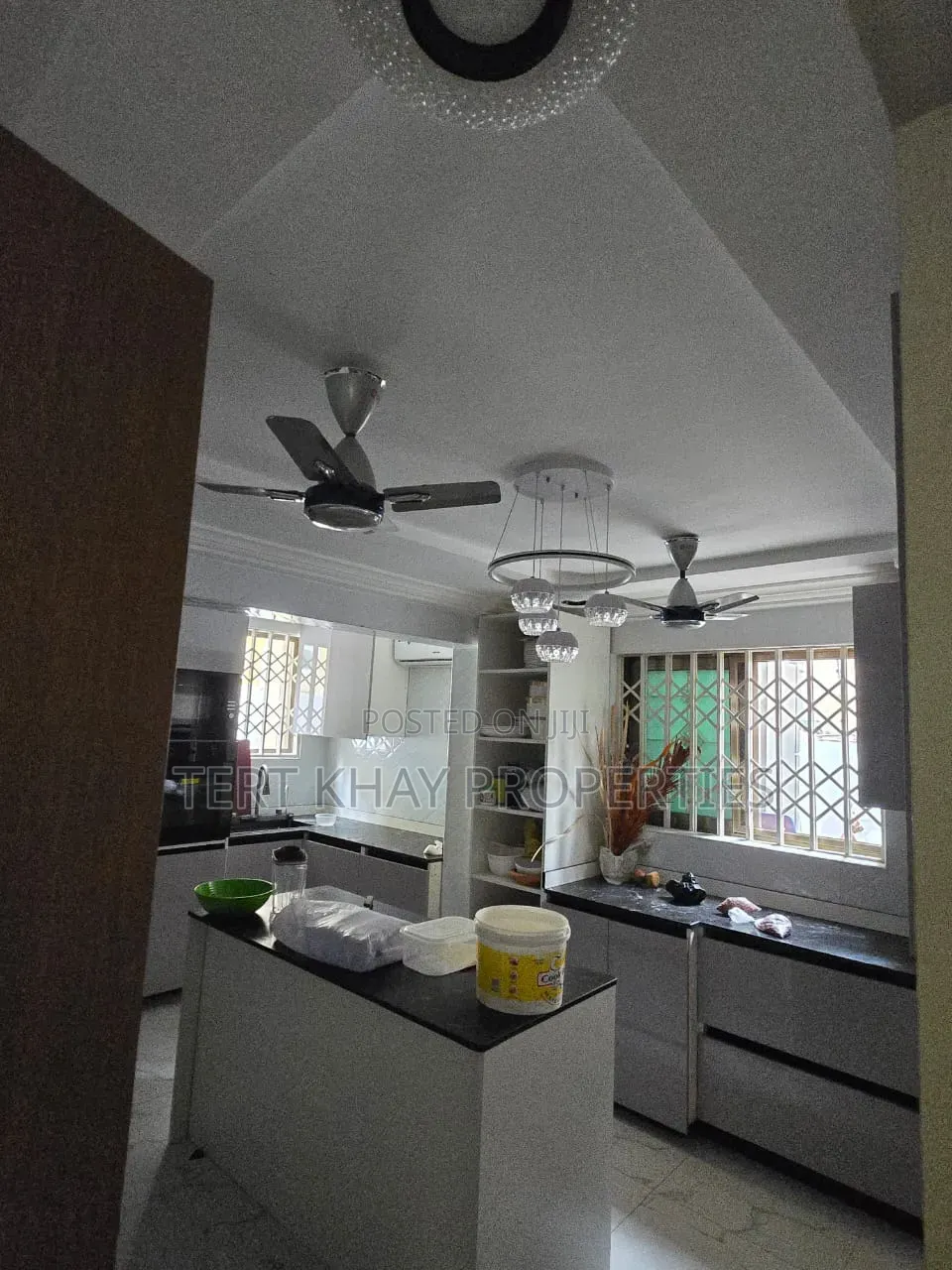 9bdrm Mansion in Dansoman, Round About for sale
