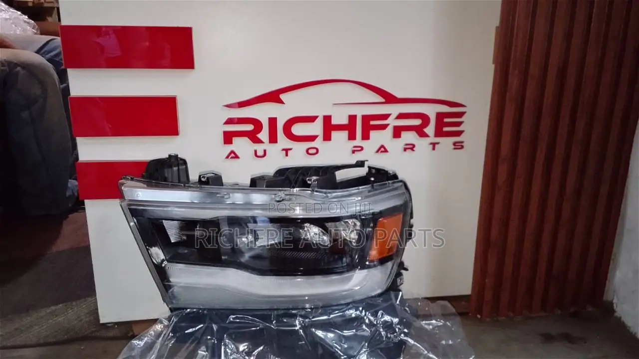 Dodge Ram 1500 Headlight 2018 2019 2020 2021 2022 2023 LED