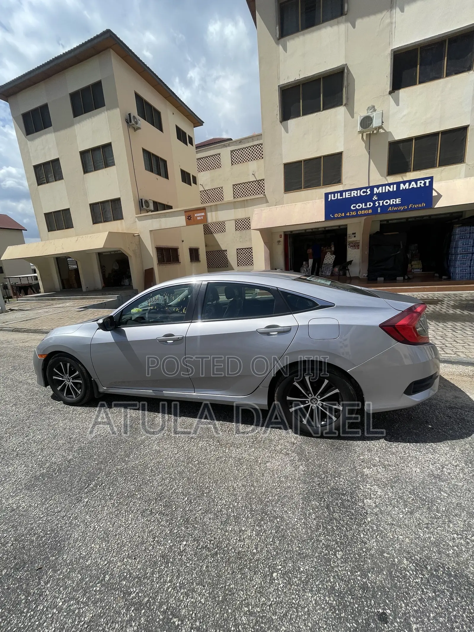 Honda Civic LX Sedan 2018 Silver