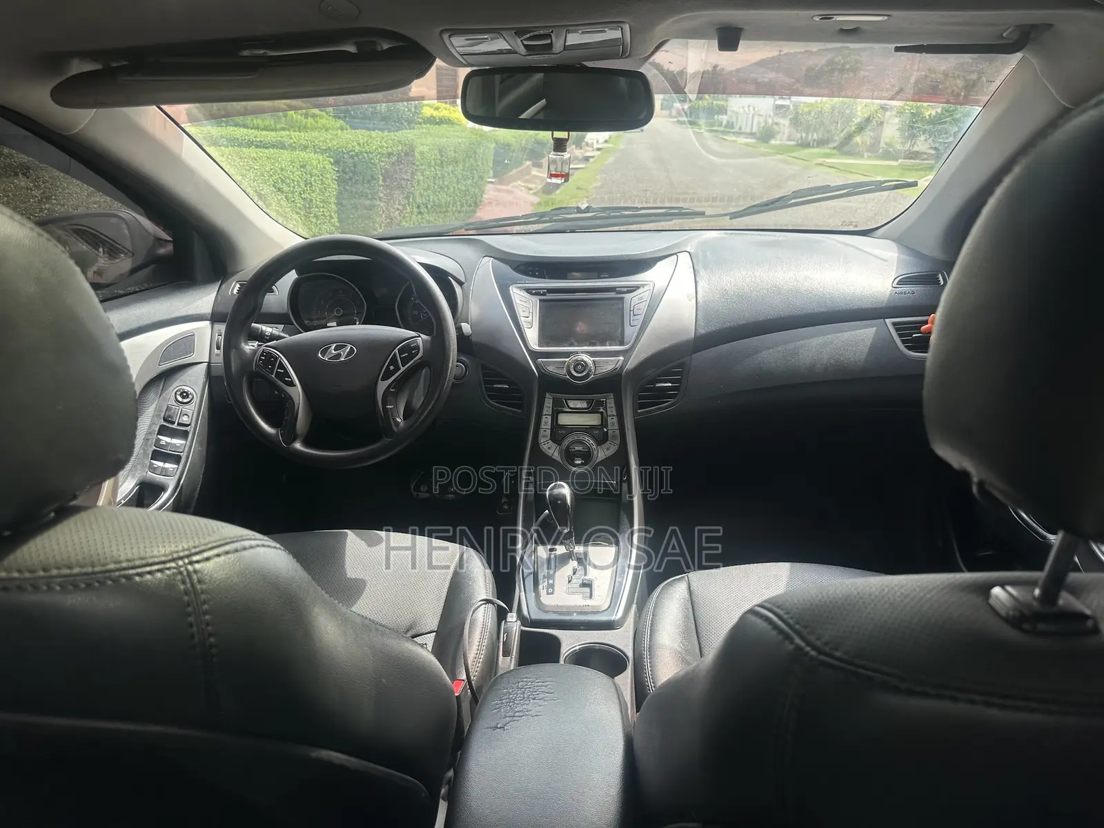 Hyundai Elantra GLS Sedan FWD (1.8L 4cyl 6A) 2013 Gray