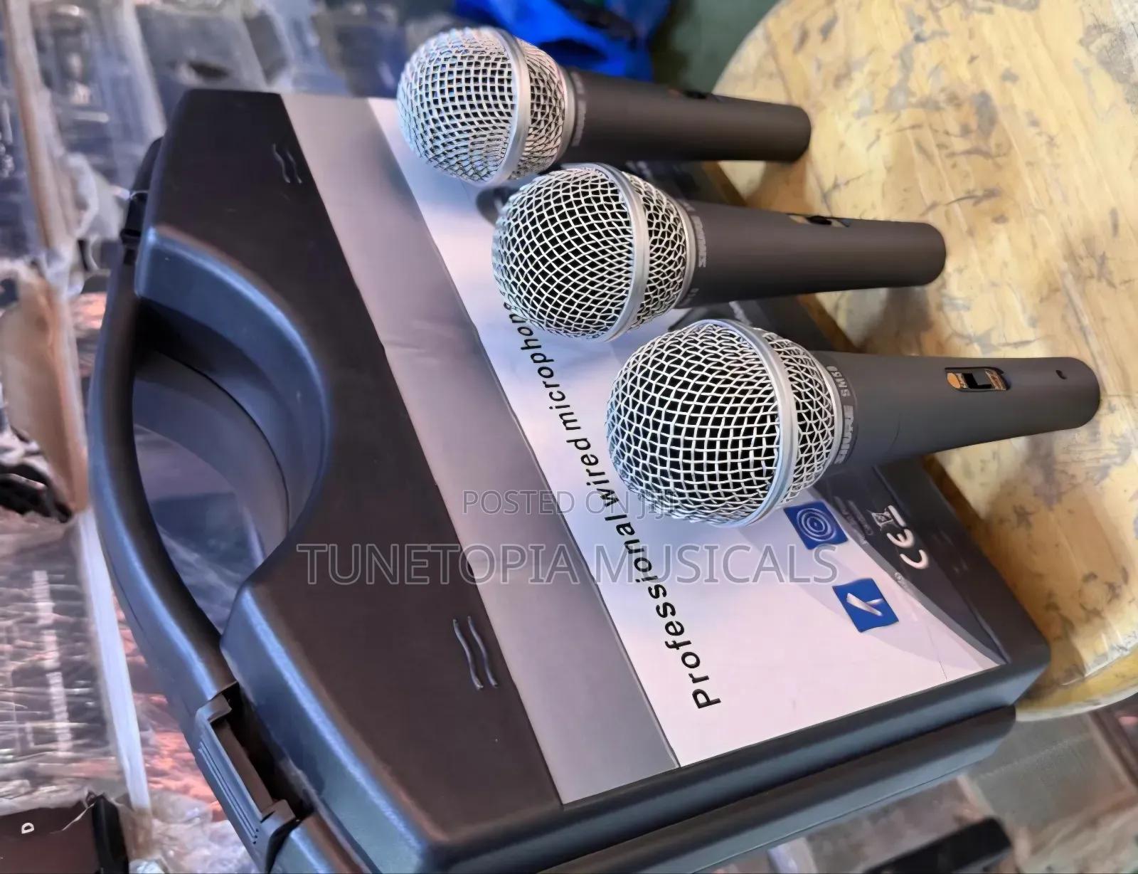 Shure SM58 3-Piece Set of Wired Dynamic Handheld Microphones